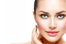  کدام کرم ضد چروک برای پوستم بهتر است؟ 