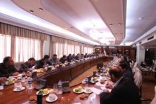 جزئیات نامه‌نگاری مزدی وزارت کار/ تاکتیک جدید تعیین بسته دستمزد۹۵