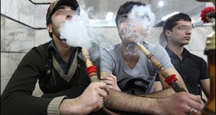 مصرف قلیان در ایران خانوادگی شده است/ نگرانی از دختران قلیانی