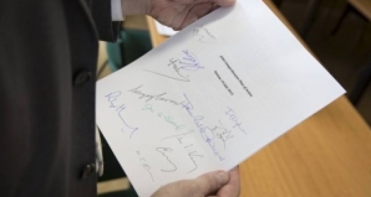 	راستی آزمایی هایی که هنوز در ابتدای راه است/ برجام تدبیر و امیدی ها رنگ به رخسار ندارد 