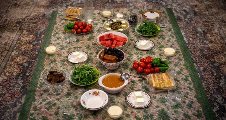 توصیه های تغذیه ای برای روزه داران