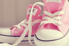  نحوه شستن کفش های کتانی 