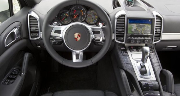 نامه‌نگاری جدید خودرویی وزارت صنعت/ ضوابط واردات خودروی پورشه