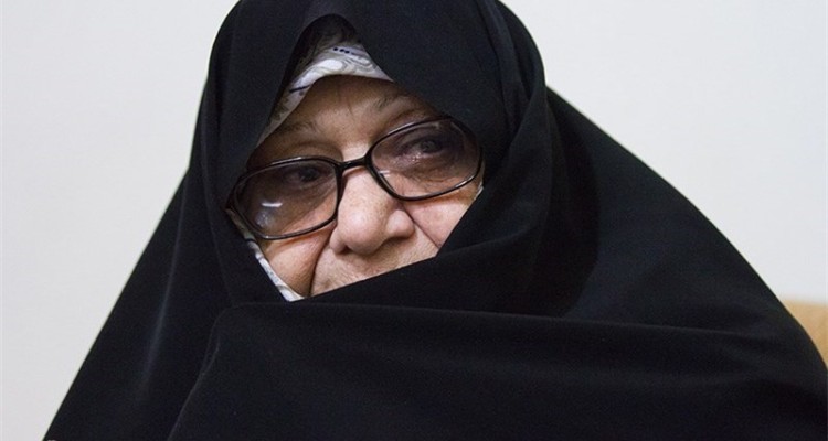  مسئول بسیج زنان کشور از بسیجیان خواست تا برای سلامتی خانم «دباغ» دعا کنند