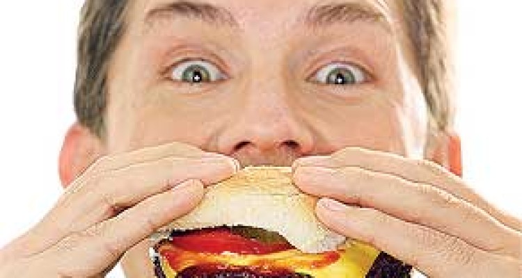 چرا زمانی که استرس داریذ پرخوری می کنید و چاق می شوید؟