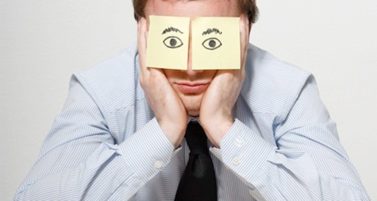  هر روز وقتی از خواب بیدار میشوم احساس خستگی میکنم 