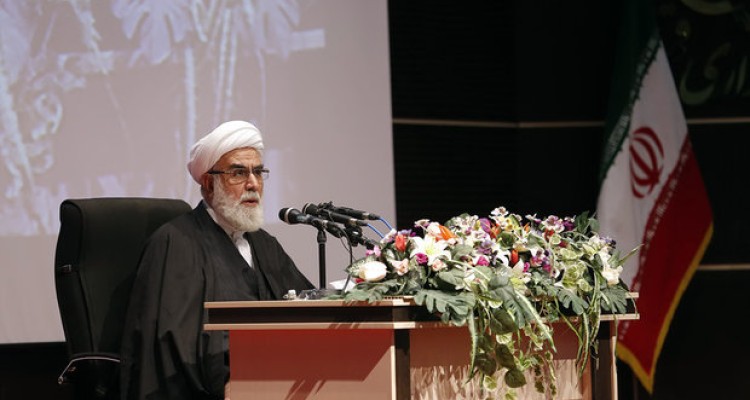 تهدیدهای آمریکا نشانه ناتوانی است/ لزوم حفظ میراث قم