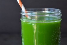  نوشیدنی سحرآمیز برای از بین بردن چربی های اضافه بدن 