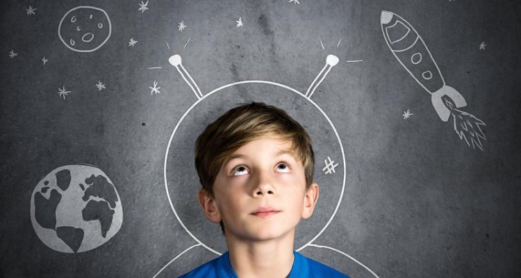  با خیالپردازی کودکان چه برخوردی داشته باشیم؟ 