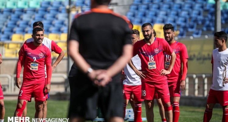 رنگ پیراهن پرسپولیس تغییر کرد