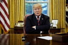 آمریکایی ها خواستار استیضاح ترامپ هستند 