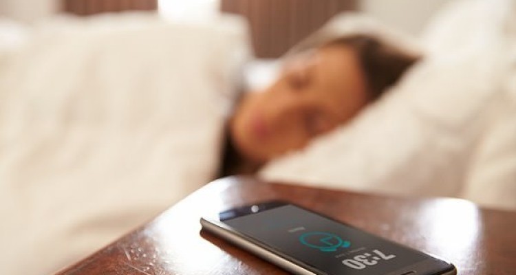 تاثیر منفی خواب کم بر سلامت استخوان های زنان