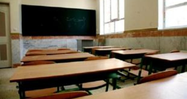 کرونا مدارس کرمانشاه را ۲ روز تعطیل کرد 