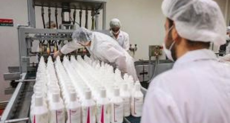 صدور مجوز موقت فعالیت برای ۱۰ کارخانه تولید مواد ضدعفونی در کرمانشاه 