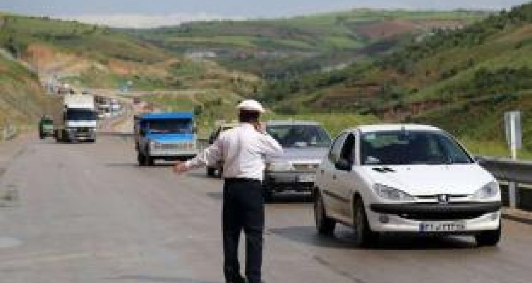  کاهش تردد در مسیرهای مواصلاتی کرمانشاه/ از سفرهای غیرضروری خودداری کنید 