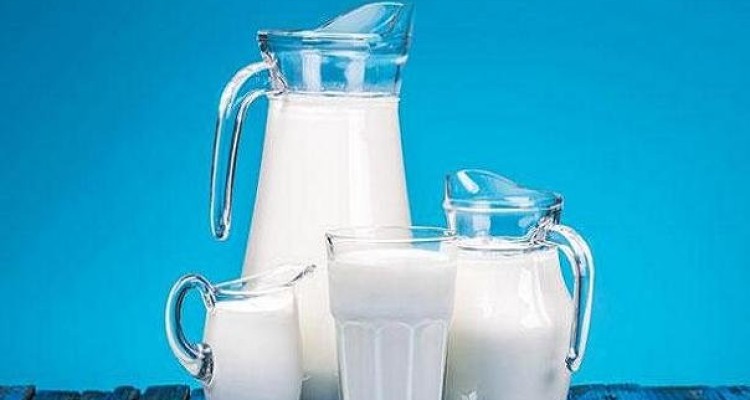 ارتباط مصرف شیر و ریسک ابتلا به سرطان سینه