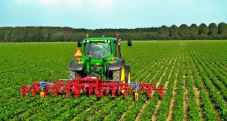 «صحنه» با ضریب مکانیزاسیون کشاورزی 3/6 رتبه نخست در استان کرمانشاه دارد 