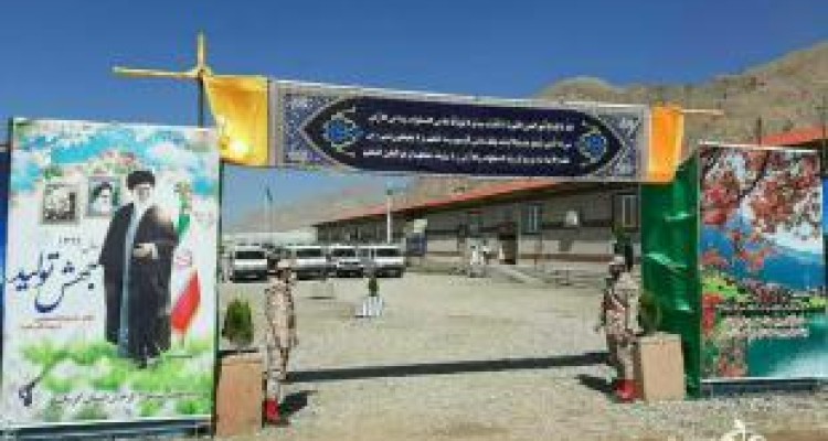 خدمت‌رسانی نیروهای بسیجی کرمانشاه در نقاهتگاه ۳۰۰ تختخوابی سپاه 