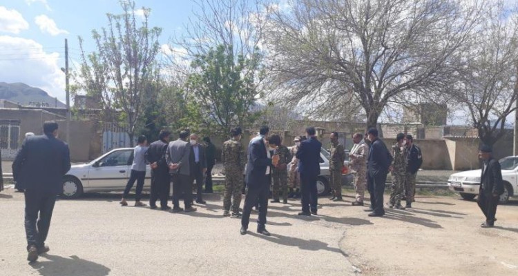 10 هزار ماسک توسط گروه جهادی سپاه ناحیه صحنه در روستاهای این شهرستان توزیع شد