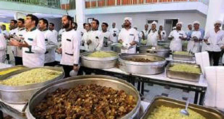 برپایی ۱۶ آشپزخانه «اطعام مهدوی» در کرمانشاه 