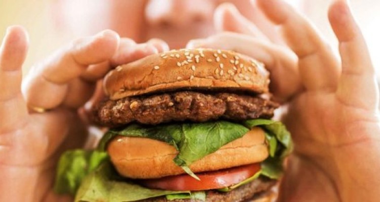 حتی یک وعده غذایی پرچرب موجب کُندذهنی می شود