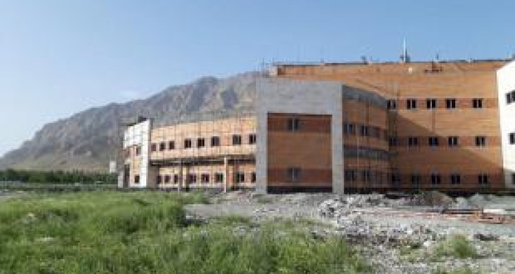 تورم، پروژه مرکز جامع سرطان غرب کشور را تعطیل کرد 