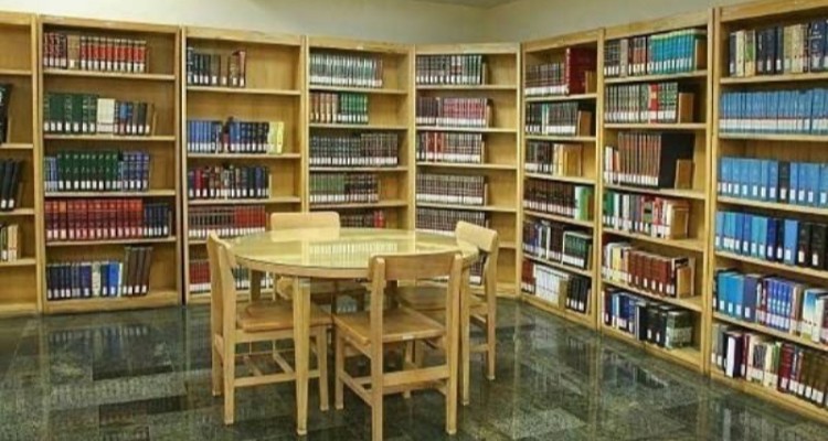 کتابخانه مرکزی کرمانشاه نیازمند ۲۵۰ میلیارد ریال اعتبار است