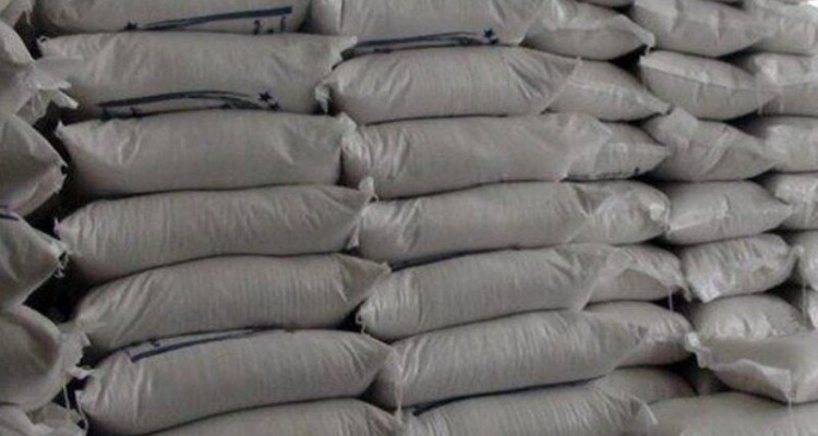 کشف ۱۷۵ کیسه شکر احتکار شده توسط سربازام گمنام امام زمان (عج) سپاه سنقر