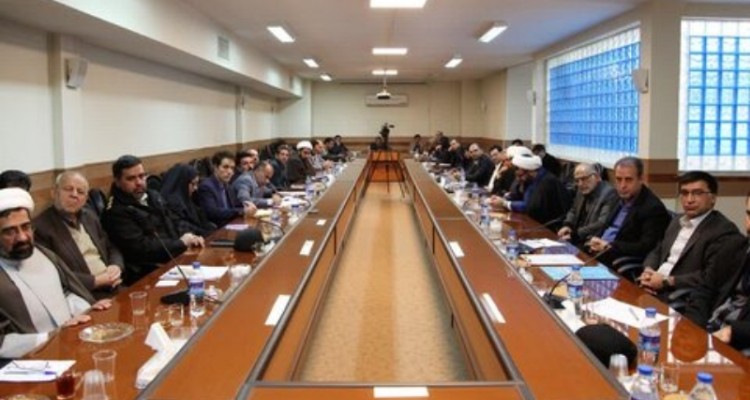  تعطیلی 8 ماهه شورای فرهنگ عمومی کرمانشاه/ از مصوبات بیلبوردی تا انحراف از موضوعات اصلی