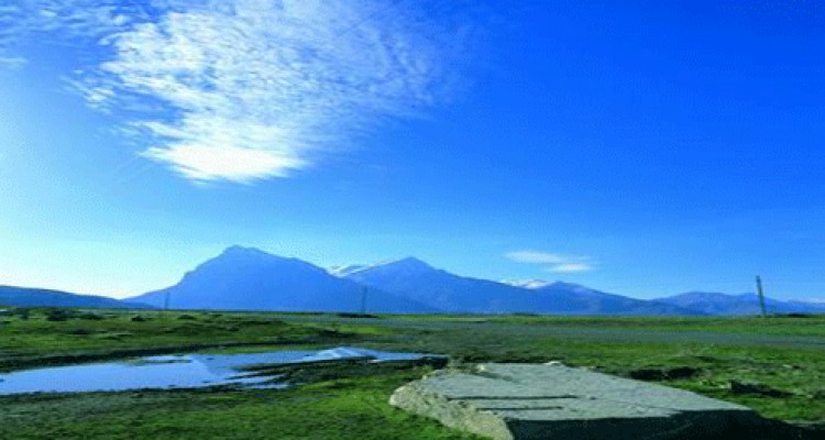 	«تخت شیرین» کجاست؟ 