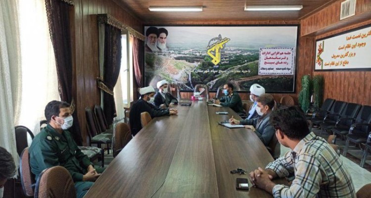  جلسه هم افزایی ادارات و فرماندهان رده های بسیج درسپاه شهرستان صحنه برگزار شد