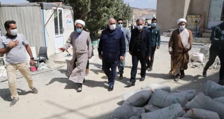  استاندار کرمانشاه از مدرسه علمیه امام خمینی(ره) سنقر و کلیایی بازدید کرد + عکس