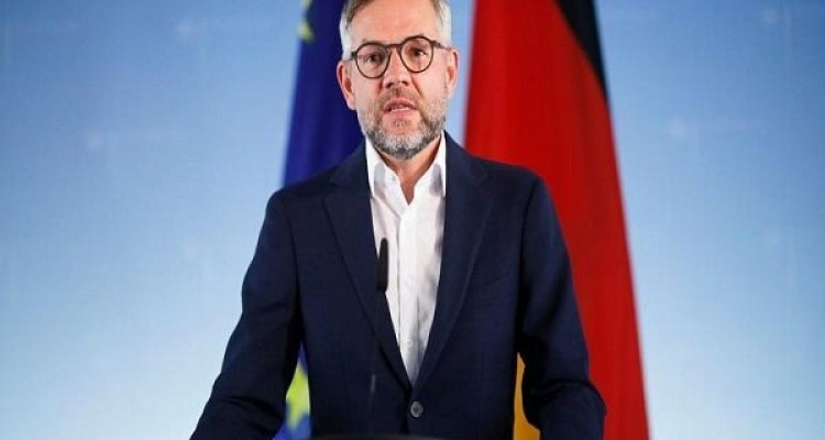 آلمان به انگلیس هشدار داد: بازی را تمام کن 