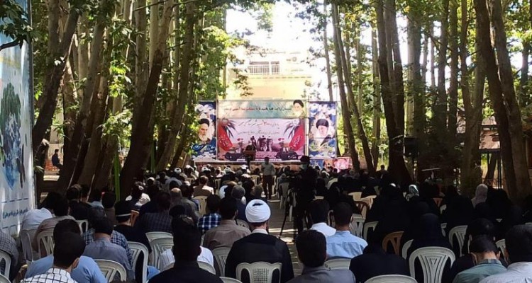 یادواره 300 شهید شهرستان صحنه و تجلیل از رزمندگان دفاع مقدس برگزار شد