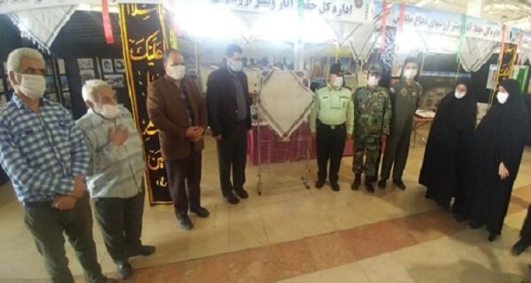 رونمایی از کتاب سه نمایشنامه مقاومت انجام شد