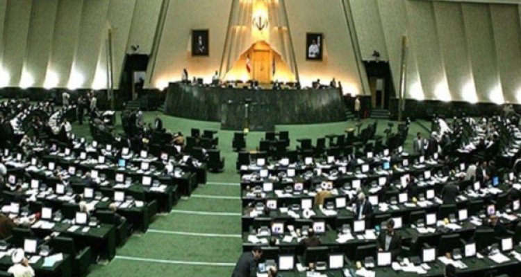  صورت گرفت؛ مخالفت نمایندگان باحذف نحوه تشخیص رجال سیاسی و مذهبی از قانون انتخابات