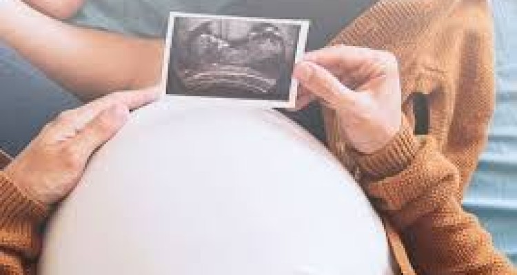 نوشیدن شیر در دوران شیردهی ریسک آلرژی غذایی کودک را کاهش می دهد