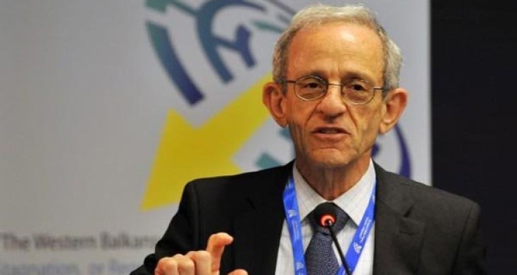 آنچه در آمریکا رخ داد کودتا بود/ ترامپ باید بازداشت شود