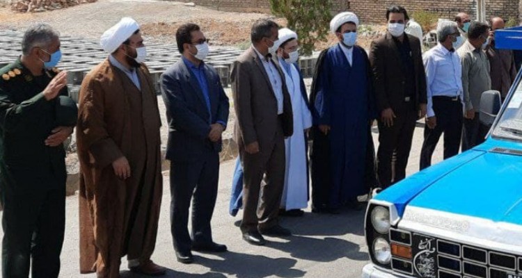 اهدا 17 جهیزیه به نوعروسان کمیته امداد بخش دینور در روز عید غدیر خم