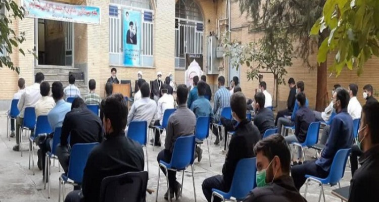 آغاز سال تحصیلی مدرسه علمیه امیرالمومنین(ع) صحنه + عکس