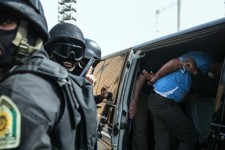 دستگیری عاملان حمله مسلحانه به گشت انتظامی ماهشهر و شهادت مامور پلیس/ باند تروریستی منهدم شد