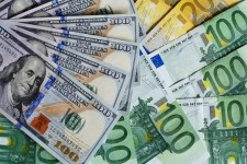 براساس اعلام بانک مرکزی؛ قیمت رسمی ٢۵ ارز ثابت ماند