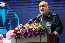 تجلیل از پژوهشگران برتر سپاه با پیام سرلشکر سلامی