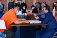 دیدار چهره‌به‌چهره دادستان تهران و ۱۲۵ قاضی با زندانیان ندامتگاه تهران بزرگ/ از آزادی ۱۶۷ زندانی تا بررسی 1250 پرونده