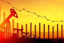 بازار نفت حداقل تا ۲۰ سال آینده نیازمند توافق اوپک‌پلاس است