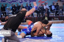 کرمانشاه قهرمان مسابقات کشتی استان شد