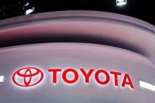 تویوتا بزرگترین خودروساز جهان در سال ۲۰۲۱ شد
