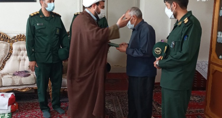 دیدار و سر کشی از ۱۰ خانواده شهید والامقام در شهرستان صحنه