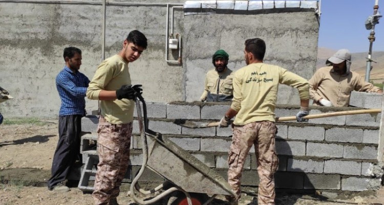 گفتگوی مسوول بسیج سازندگی سپاه ناحیه شهرستان صحنه به مناسبت سالروز تشکیل بسیج سازندگی