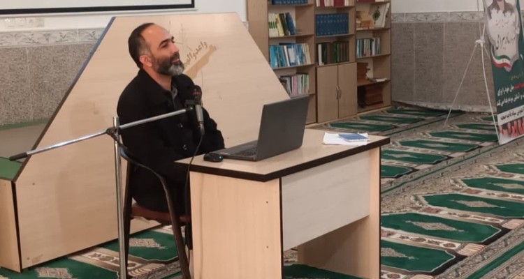 نشست گفتمان انقلاب اسلامی در صحنه